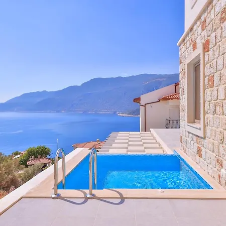 Hotel Hilaris *
